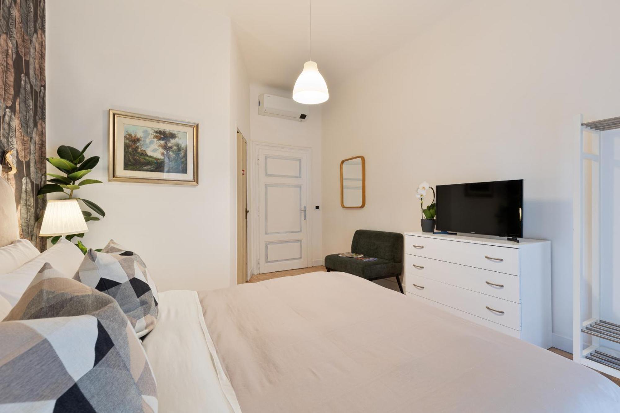 Urbana Apartment Colosseum Рим Екстер'єр фото